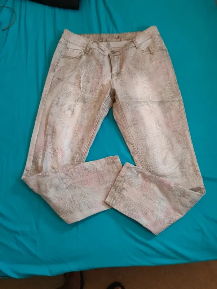 Jeans enduit brillant
