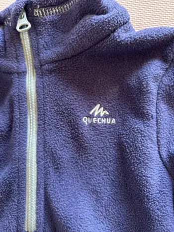 Pull en polaire bleu marine