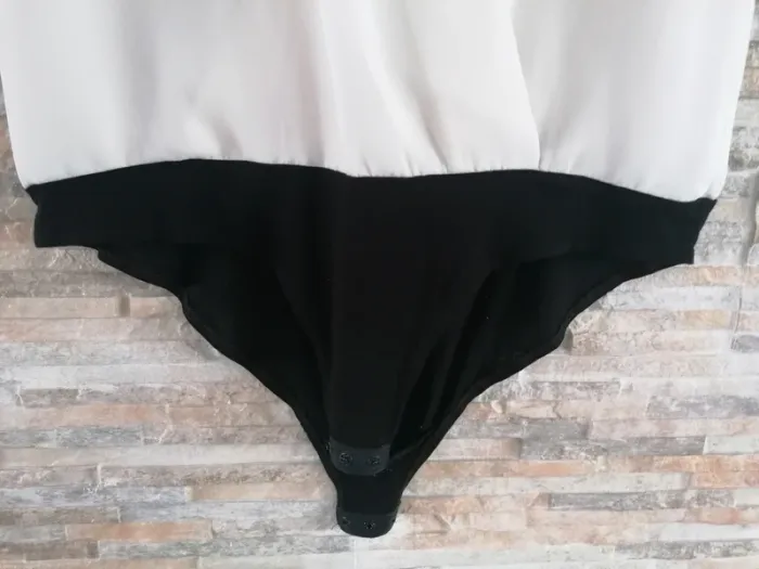 Body/ haut gemo taille M #Vêtements_femmes_krocaro - photo numéro 4