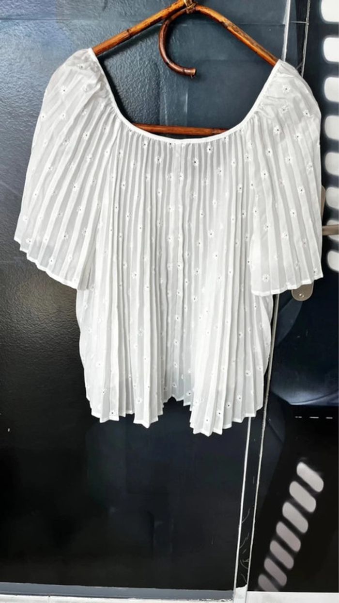 Blouse plissée brodée - photo numéro 7