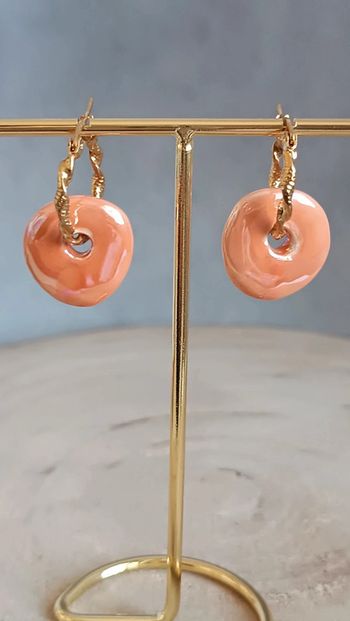 Créoles tendances en acier inoxydable et céramique grecque