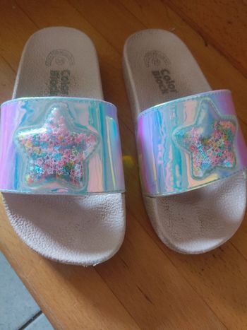 Claquettes pointure 28