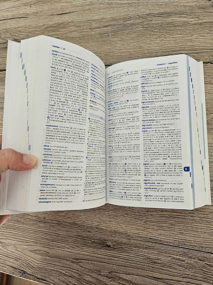 Dictionnaire anglais Le Robert & Collins e - photo numéro 4