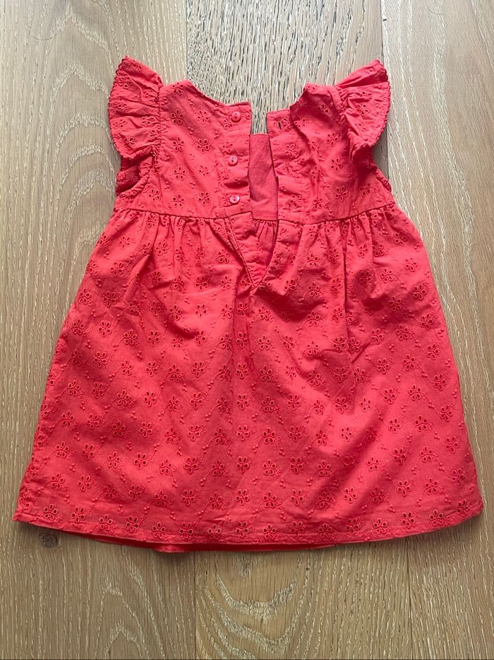 Kiabi robe rouge sans manche 9 mois - photo numéro 5