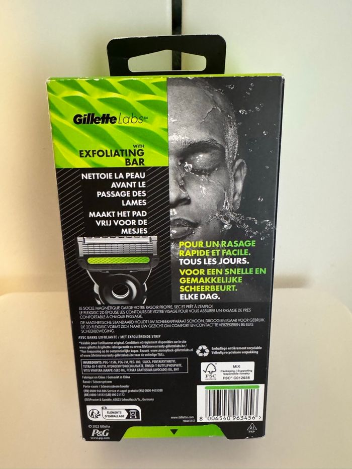 Gillette  labs avec support et recharges manche magnétique - photo numéro 2