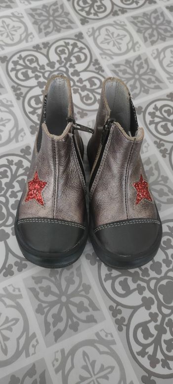 Bottines Bellamy cuir taille 22 neuves