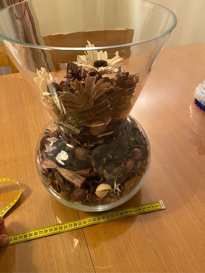 Un grand vase en verre transparent de chez casa - photo numéro 2