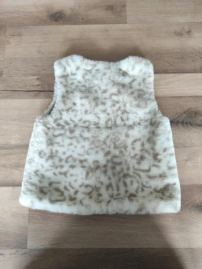Gilet DPAM étiqueté 3 ans taille grand - photo numéro 5