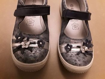 Babies marine argenté fille 29 LIBERTO TBE