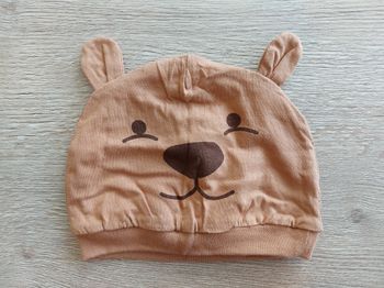 Bonnet bébé Langue au chat marron ours