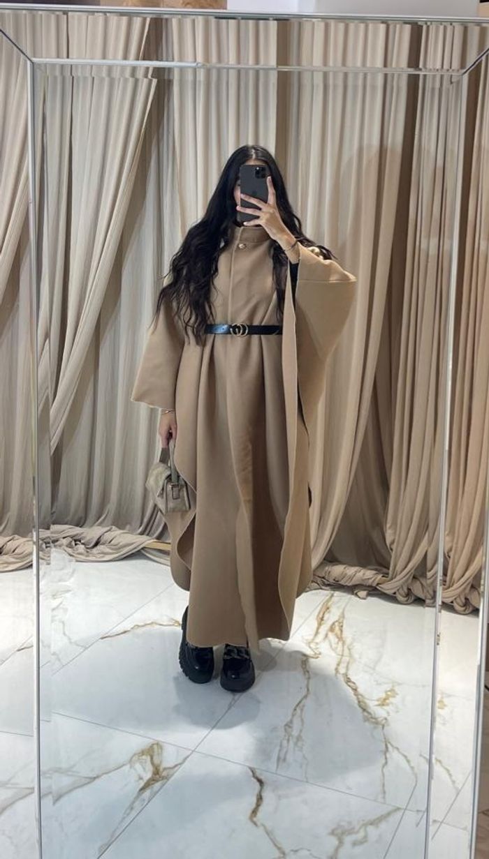 Magnifique cape longue très tendance neuve - photo numéro 2