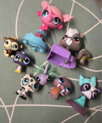 Lot figurines petshop