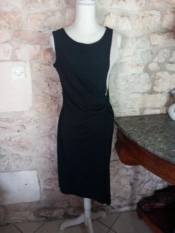 Robe mi-longue