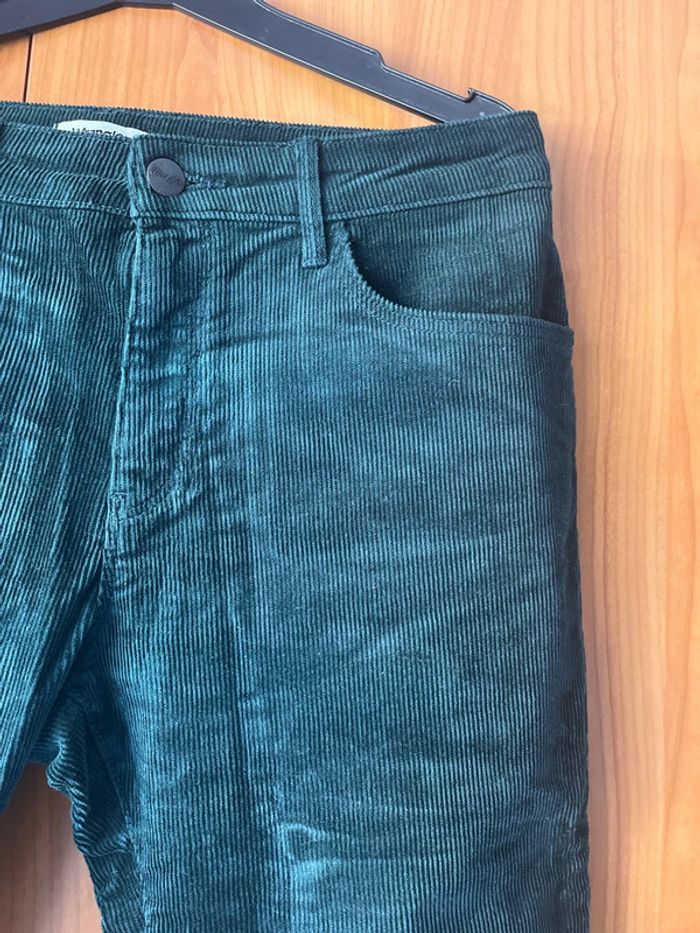 Pantalon en velours vert foncé Wrangler 38 - photo numéro 2
