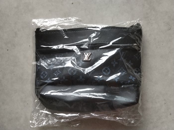 Sac noir  neuf - photo numéro 4