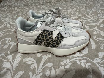 New balance 327 léopard taille 36