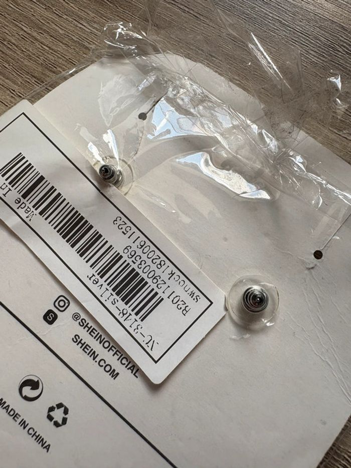 Grandes boucles d’oreilles notes de musique Shein - photo numéro 2