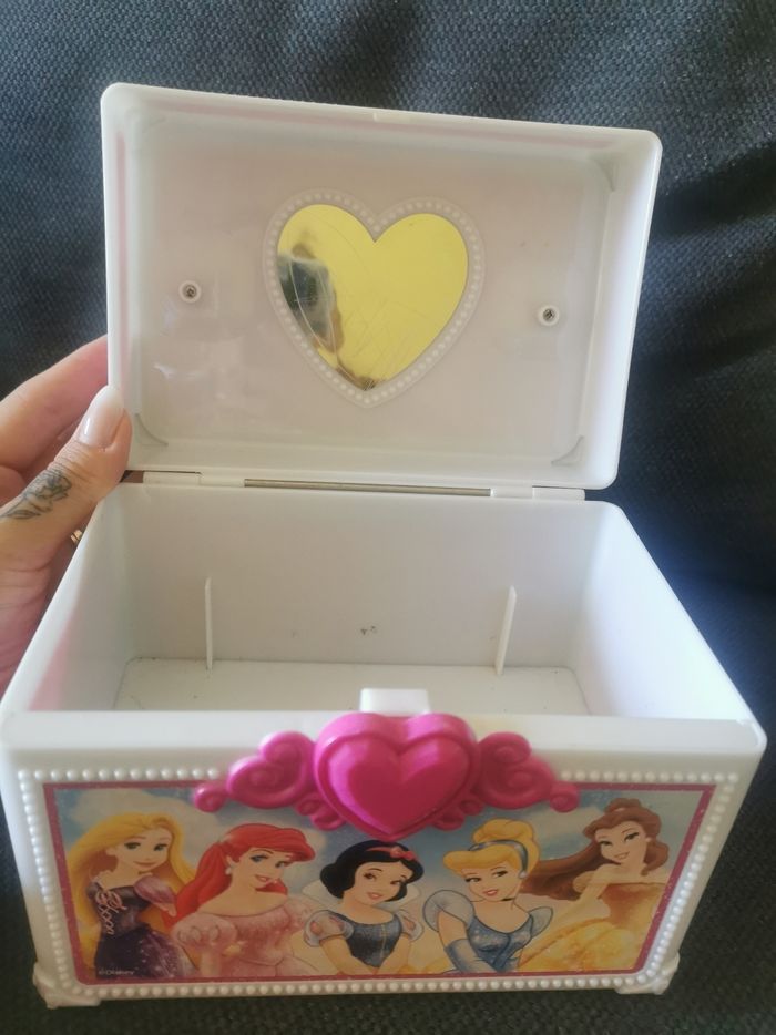 Boîte à bijoux princesses Disney n2 - photo numéro 7