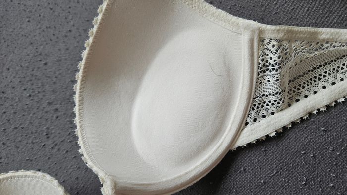 Soutien gorge push up blanc crème Etam 90B comme neuf - photo numéro 3