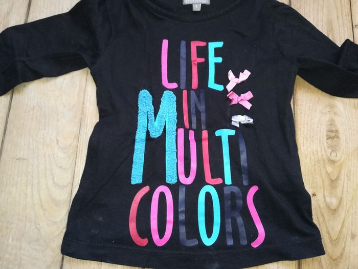 Magnifique tee shirt manches longues noire avec message In Extenso taille 3 ANS 3€