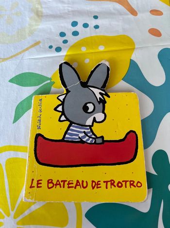 Livre le bateau de Trotro