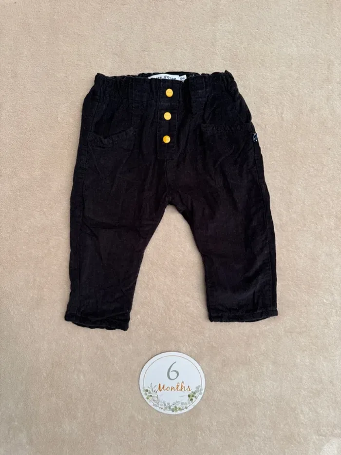 Pantalon velours noir • sucre d’orge • taille 6 mois
