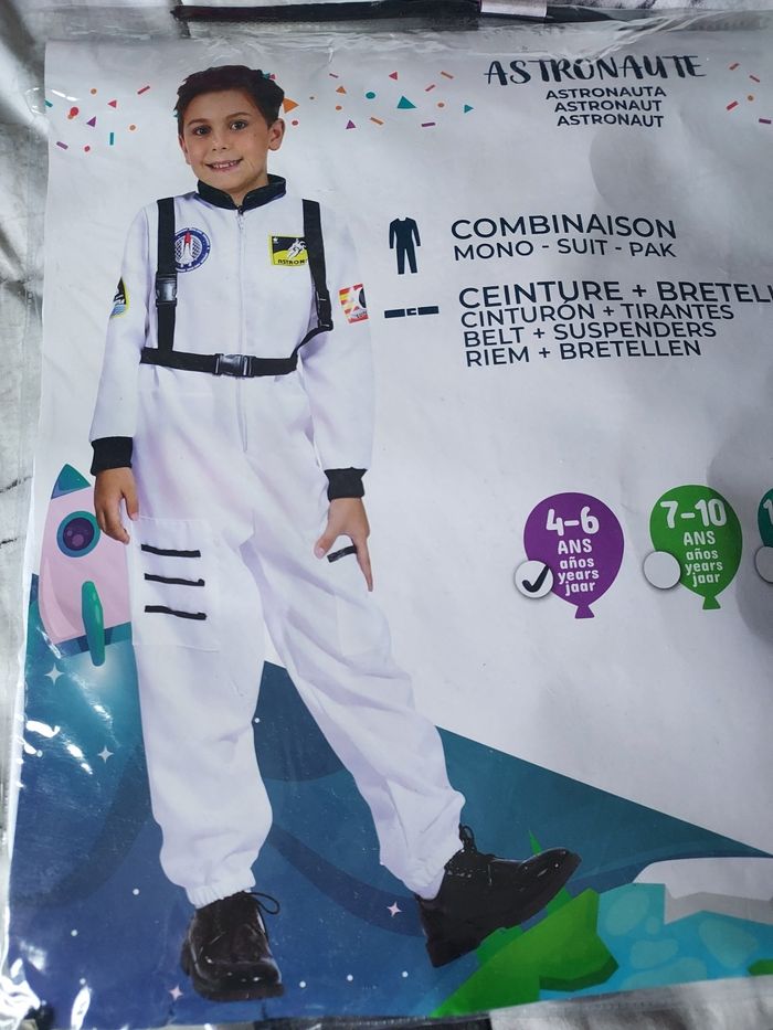 Combinaison 4 6ans - photo numéro 5