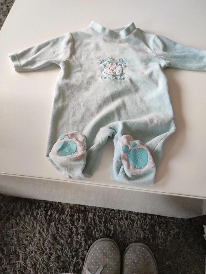 Pyjama - photo numéro 2