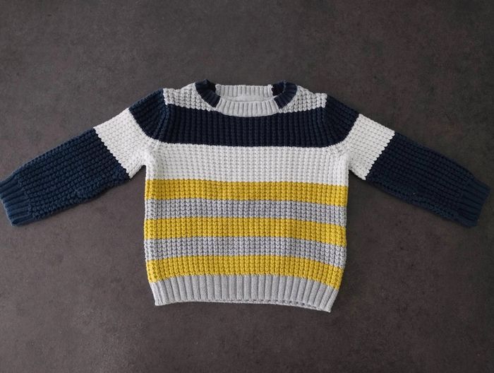 Pull tricot taille 2 ans