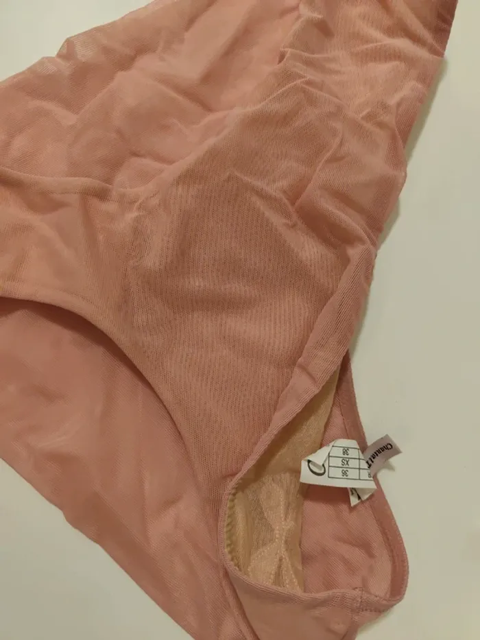 Ensemble soutien-gorge culotte Chantal,neuf - photo numéro 2