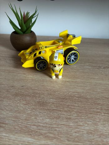 Voiture de course Ruben pat patrouille friction son