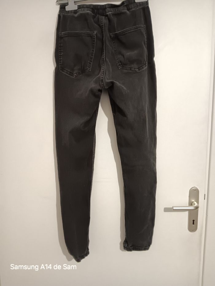 Jean femme jennyfer 38 - photo numéro 2