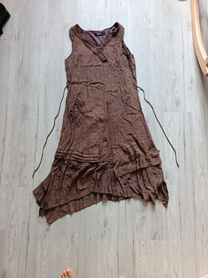 Robe taille 42 XL femme floresse parfait état - photo numéro 2