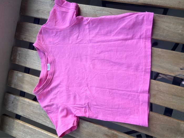 Lot de 2 Tee shirt manches courtes. - photo numéro 2