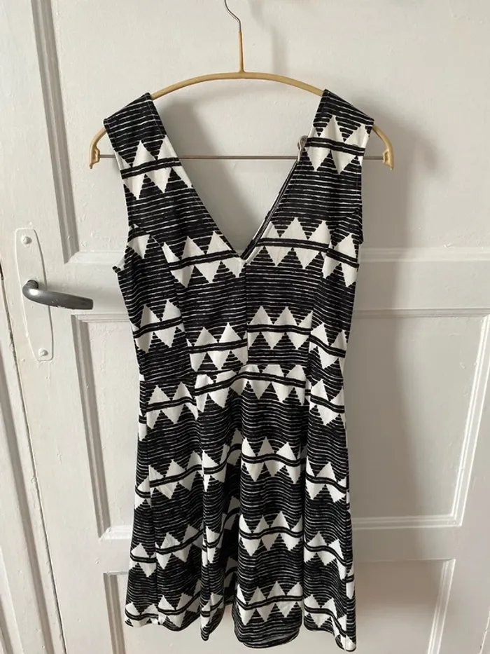 Robe femme H&m - photo numéro 2