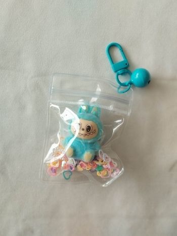 Porte-clés Labubu bleu