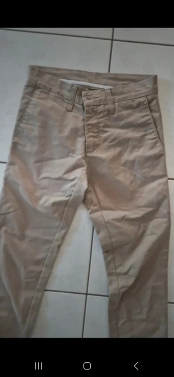 Chino beige carhartt beige taille xs Très bon état - photo numéro 2