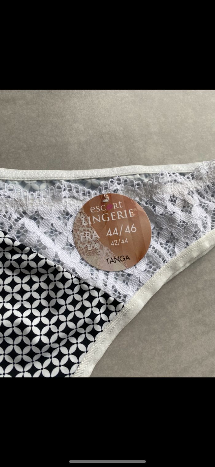 Tanga noir et blanc Taille 44/46 - photo numéro 4