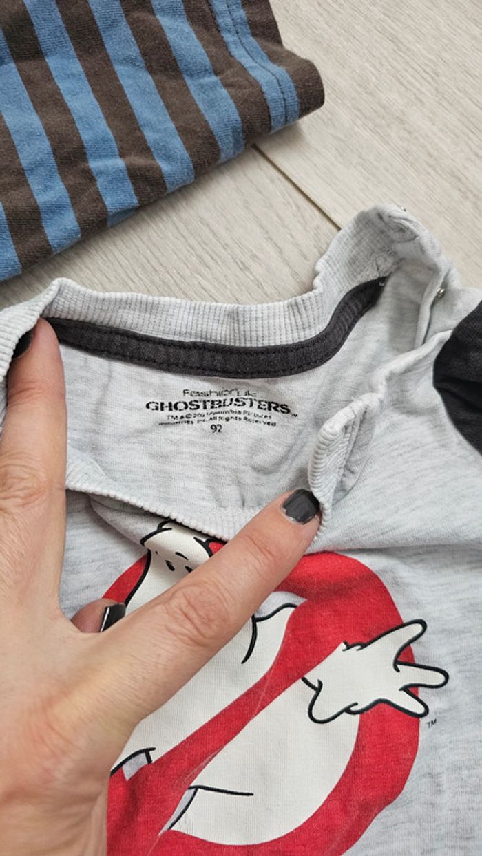 Vends deux t shirt manche longue 3 ans - photo numéro 2