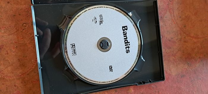 Dvd bandits gentlemen braqueurs - photo numéro 2