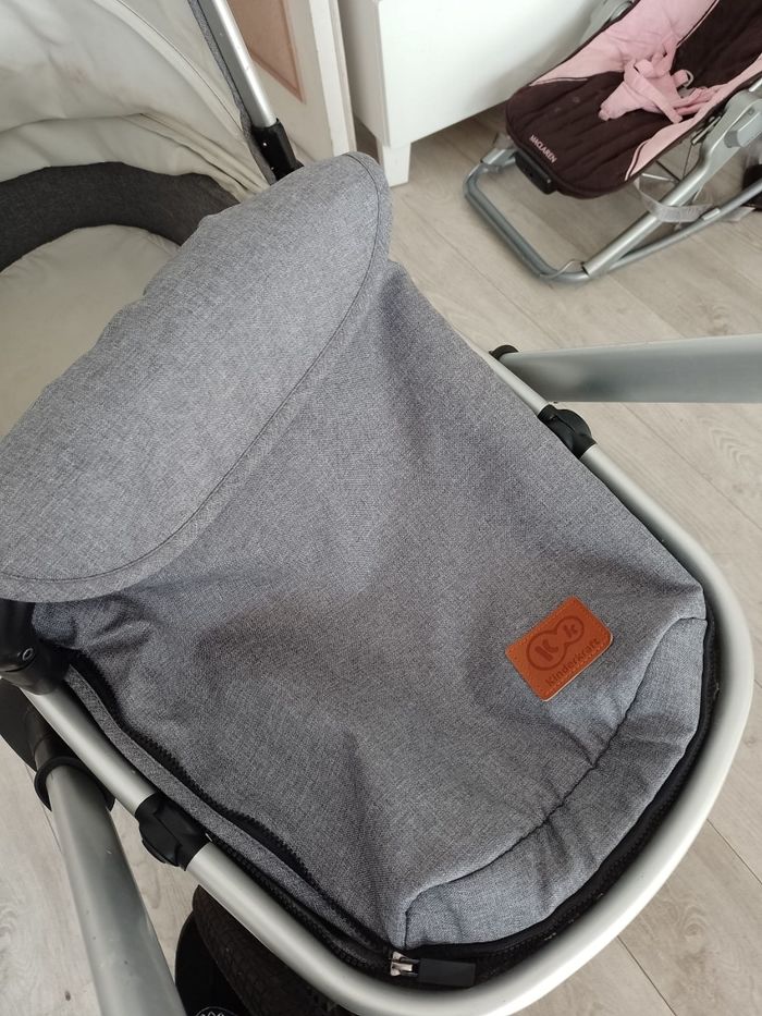 Poussette 3 en 1 Kinderkraft MOOV – Gris – Nacelle, Poussette & Siège Auto - photo numéro 2