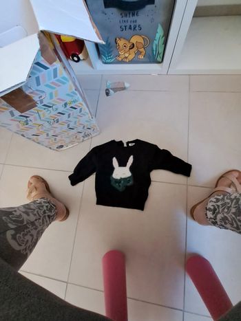 Pull en laine taille 6 mois