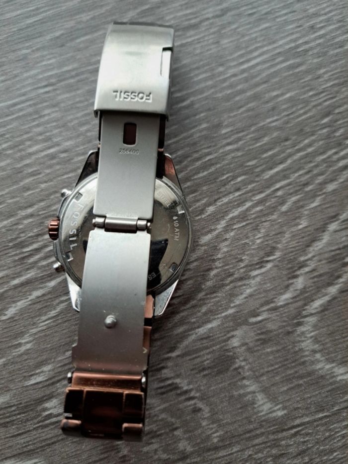 Montre Fossil marron - photo numéro 3