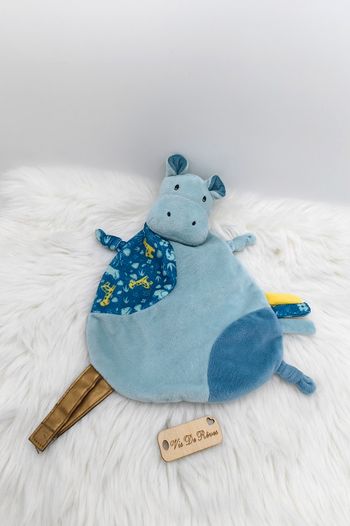 Doudou Plat Rond Hippopotame bleu girafe jaune Domiva Maisons du Monde