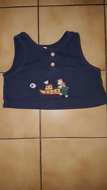 Tee shirt sans manche