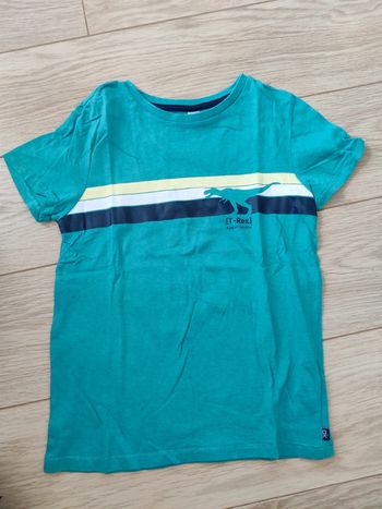 Tee-shirt manches courtes taille 8 ans