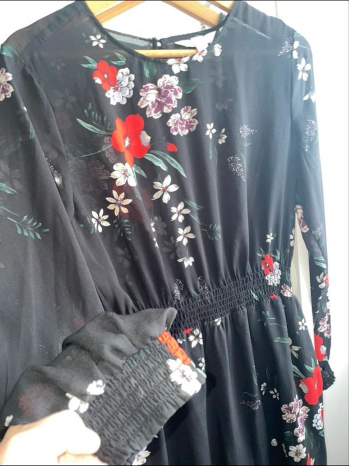Robe mi longue fleurie - photo numéro 3