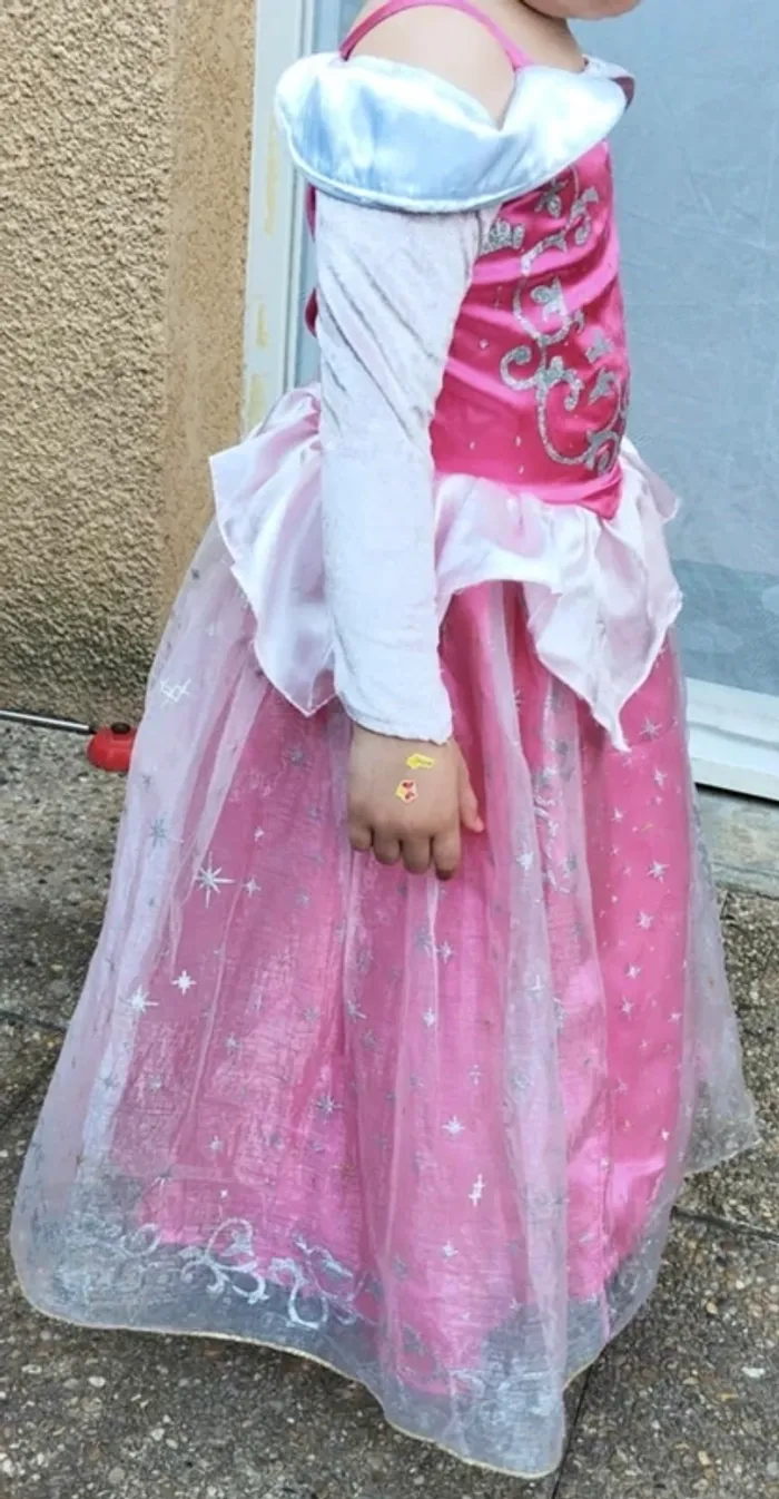 Robe de Princesse Disney 6 ans - photo numéro 10