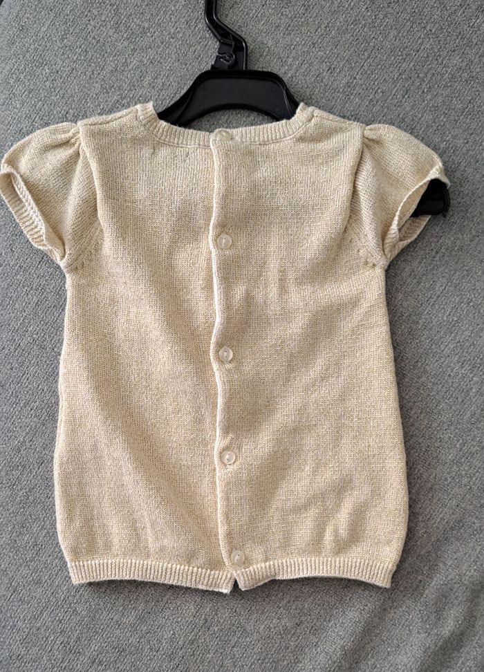 Belle robe beige pailletée 3 mois - photo numéro 3
