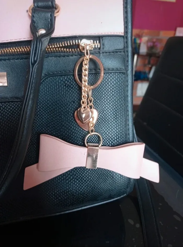 Sac a main bandoulière rose et noir - photo numéro 5